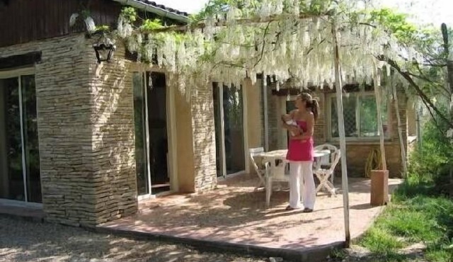 Nice house 2 bedrooms lalinde surrounded by nature, streams, and river view
