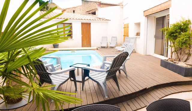 Nice house private pool in charming village crossed by the canal