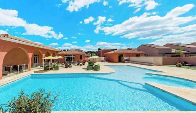 Nice house with swimming pool