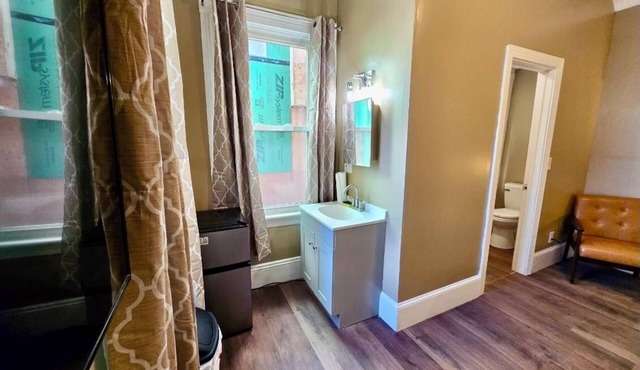 Nice large room in Federal Hill