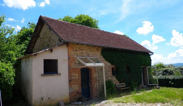 Nice little house for 3 to 5 people