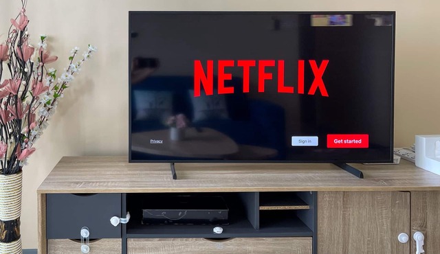 Nice Pool View 3BR Near Desa Park / Mont Kiara