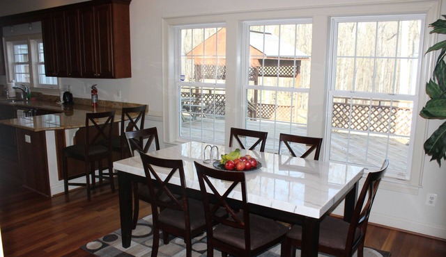 Nice Quiet Family Home - Long Term