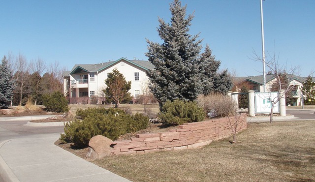 Nice, quiet ground floor apartment; Exquisite mountain views