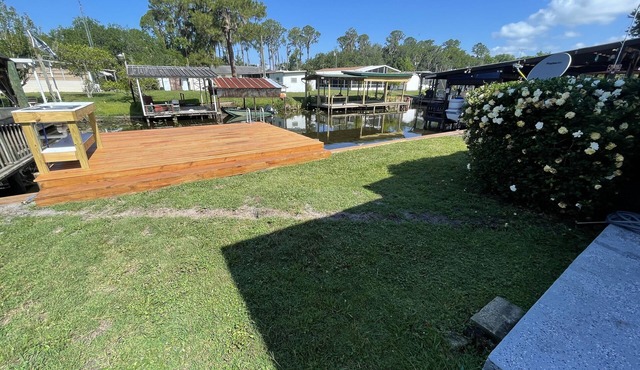 Nice quiet home just minutes by boat to Silver Glen, Salt Springs