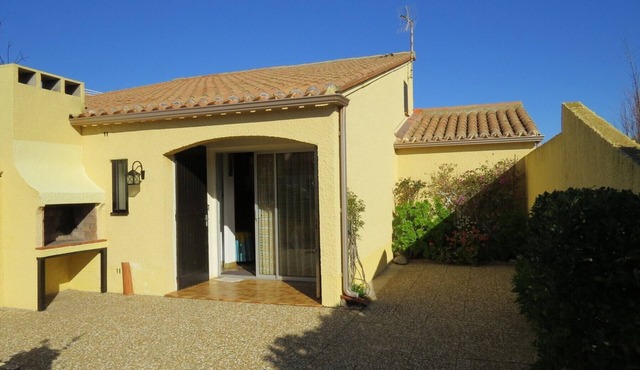 Nice quiet terrace private parking 4CAP56