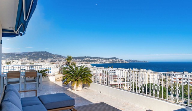 Nice RARE Superb 2 bedroom A/C sea view with large terrace panoramic view