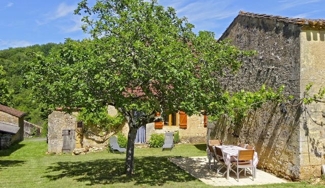 Nice, renovated house in the Dordogne, near Lalinde, Couze and Beaumont.