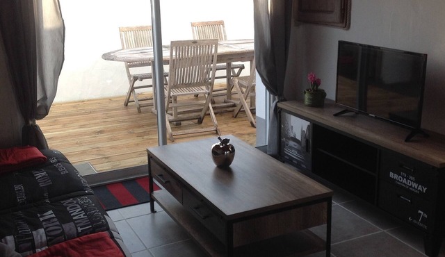Nice rental of 60 m2 at the spine at 800 m from the beach and 200 m from the center
