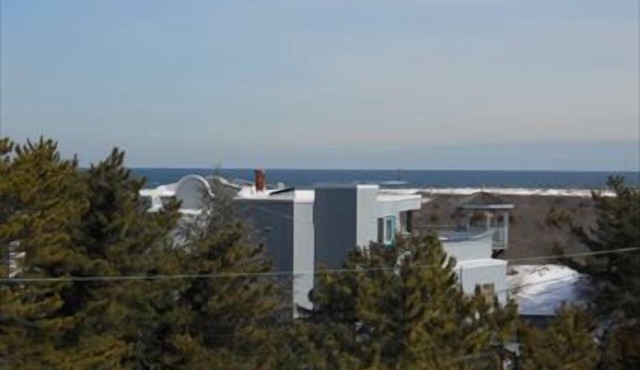 Nice reversed living home, located 3rd from beach in Barneghat Light.