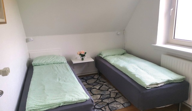 NICE STUDIO APARTMENT NEAR BEACH, AIRPORT AND METRO