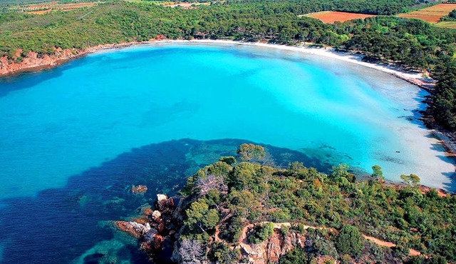 Nice Studio 4 pers 250 meters from the BEACH with HEATED POOL & TENNIS (102)