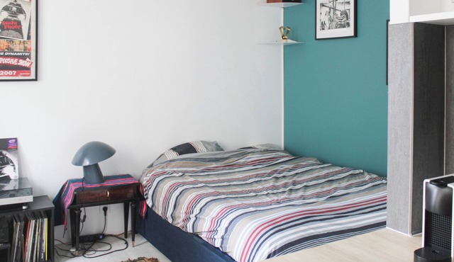 Nice studio in the 8eme