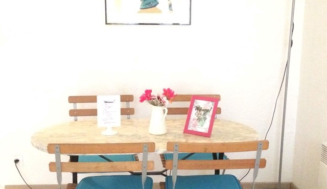 Nice T2 city center with private terrace & patio.