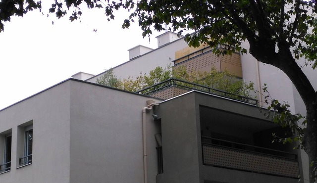 Nice very bright apartment F3 of 62.5 m² with private parking