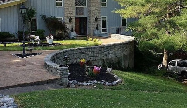 Nichol Lodge located on Scenic Lake Barkley