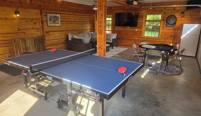 Nick's Nook - Charming 3-bedroom cabin in Mayville - Close to CHQ and CHQ Lake