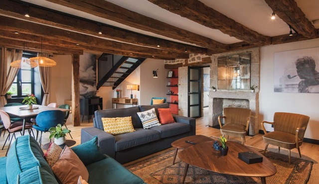 Nid familial cosy dans la ville médiévale