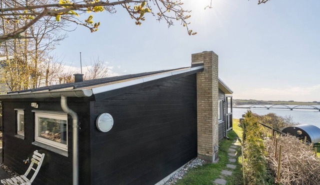 "Nielsen" - 30m to the fjord by Interhome