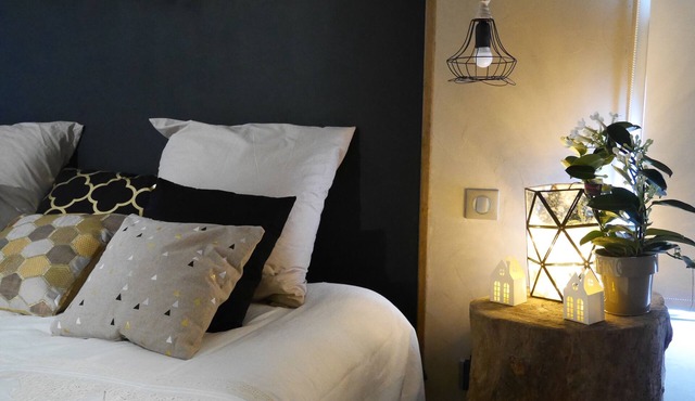 Night in B & B in an atypical setting with wellness area