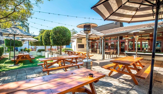 Nightcap at High Flyer Hotel