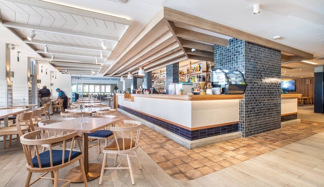 Nightcap at Hotel Victor