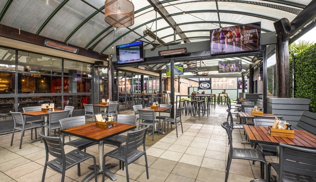 Nightcap at Manhattan Hotel