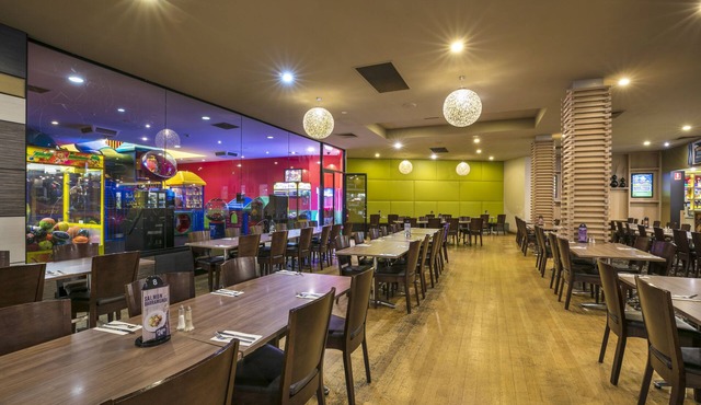 Nightcap at Waltzing Matilda Hotel