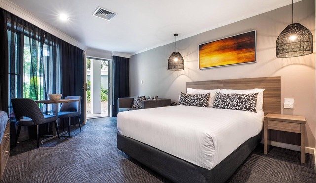 Nightelier Doncaster