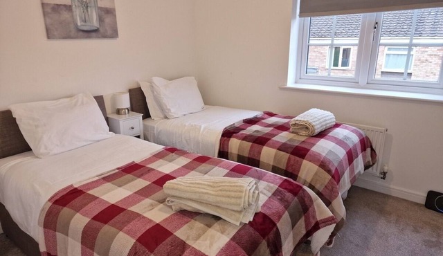 NightRest Homes Orchid NEC Free Parking 2 Toilets