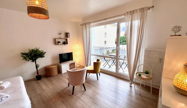 Nihal, Studio proche Zenith avec parking et balcon