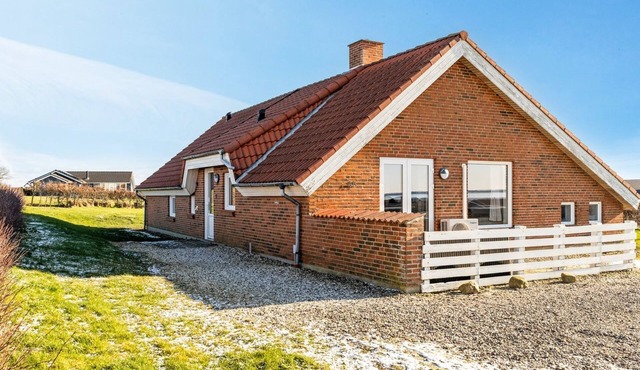 "Nikolce" - 300m to the fjord by Interhome