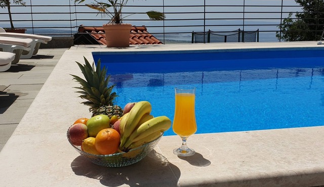 "Nilaria" sea view apartment & pool near Krk, Rijeka