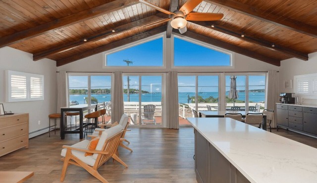 Niles Beach House - Beach & Boston Skyline Views