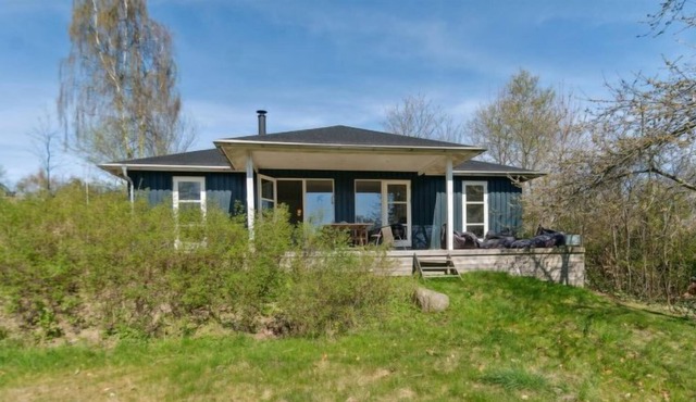 "Nille" - 485m to the inlet by Interhome