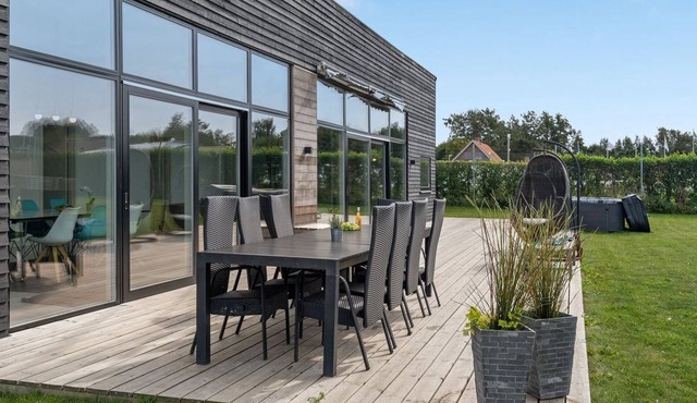 "Nimrod" - 300m from the sea by Interhome
