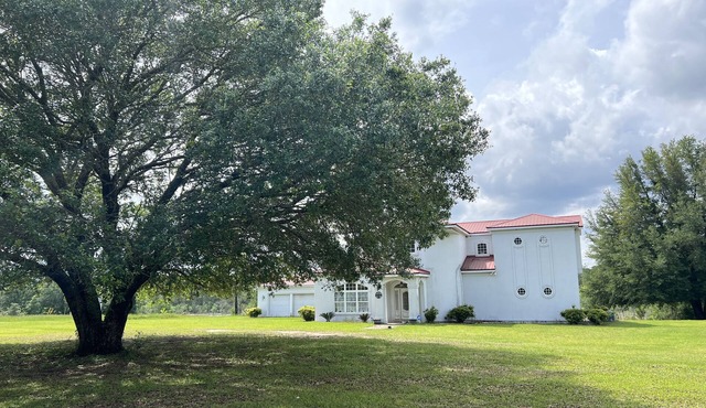 Nina’s Home Place is a touch of class.