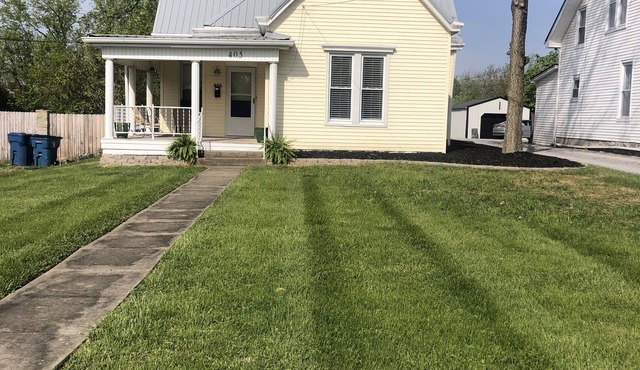 Nina’s on Main is 5 mins from The Ark Encounter