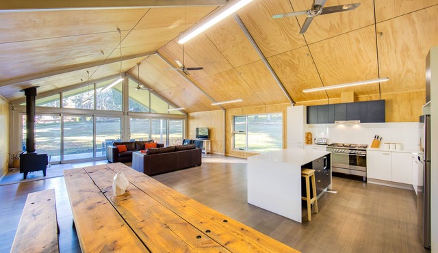 Nine Steps - private estate on 29 acres with stunning views of Mount Buffalo