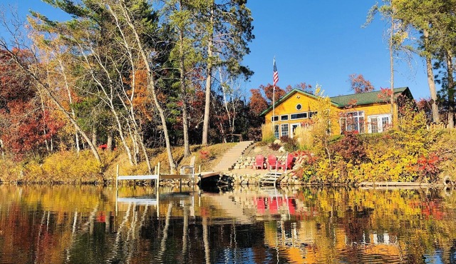 Nisswa! Privacy! Stunning sunsets! Cabin on Loon Lake!