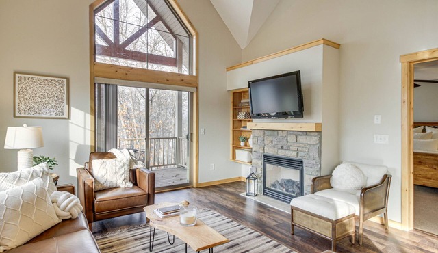 Nisswa Townhome w/Boat Slip + Gull Lake Access!