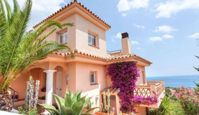 Niviroma by Interhome
