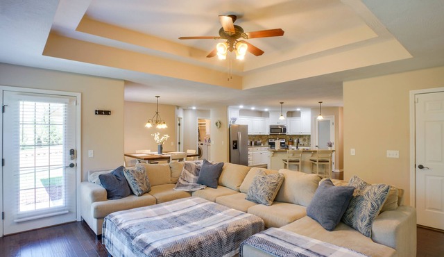 Nixa Family Home - 11 Mi to Downtown Springfield!