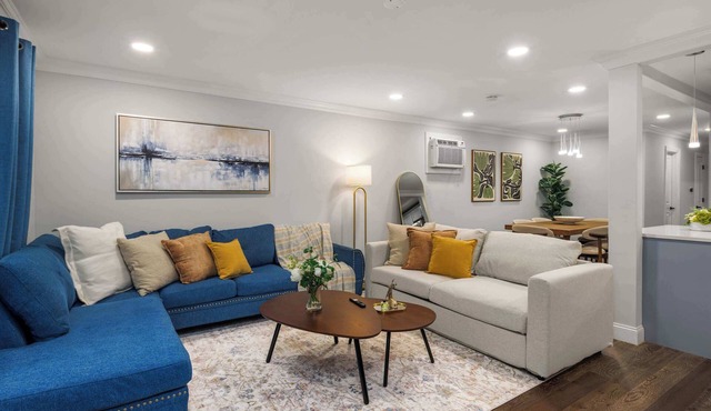 NJ Getaway: Modern Luxury with King-Sized Comfort