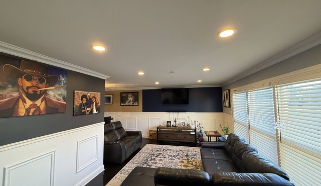 NJB Luxury Rentals in Hazel Crest, IL - Chicagoland - Shared Space in a House.