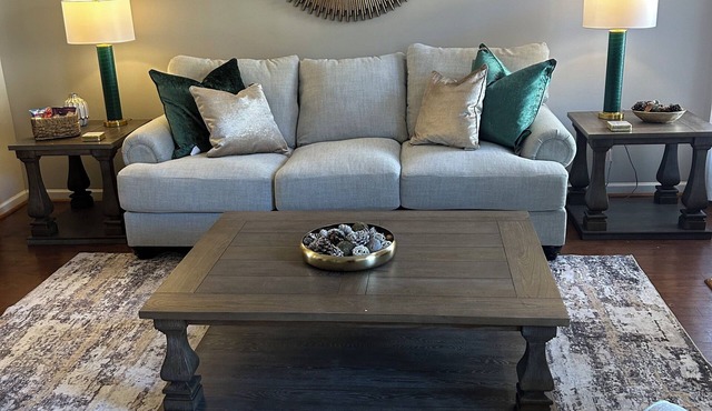 nLarge Home in Hoover Minutes from the MET