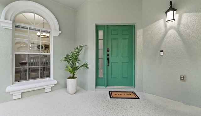 nLuxury 5bd Near Disney whit Pool Spa & Game Room