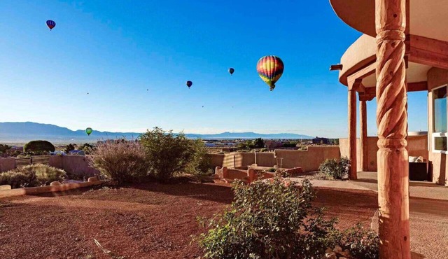 NM Home w/Mountain Views + Sunrise