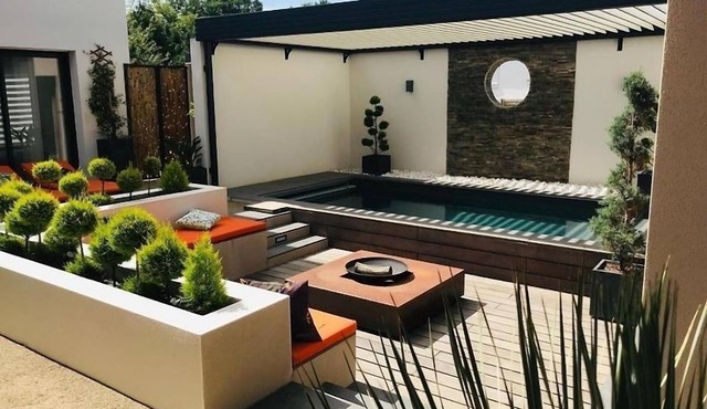 nMini-Villa 75m² piscine jacuzzi salle de sport privatisés à 800m des commerces