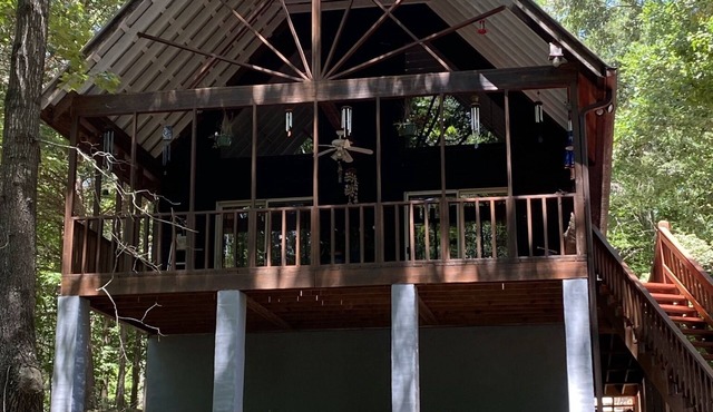 nNewly furnished 3 bedroom 2 bath on the lake with covered dock